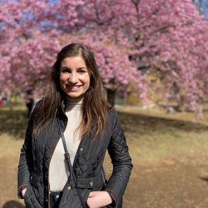 Meet your Posher, Alyssa